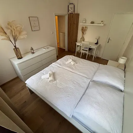 Aradi * Pětikostelí